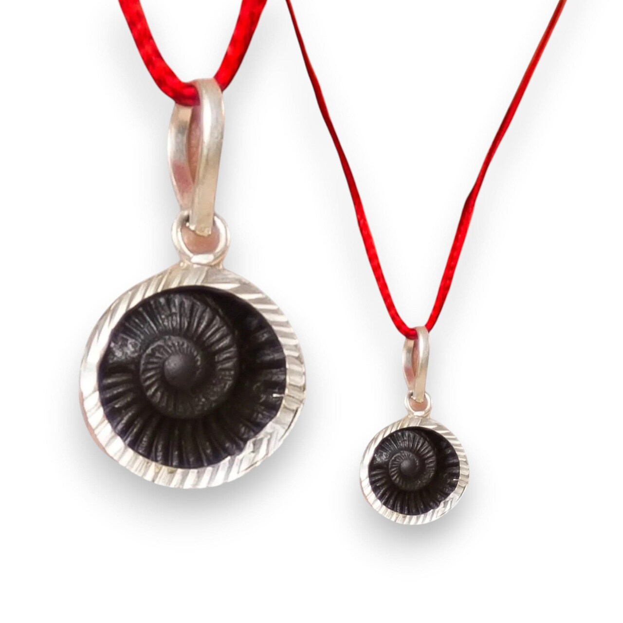 Shaligram Pendant Necklace Natural Sudarshan Silver Plated Pendant Locket from Nepal Gandaki River Chakra Lord Vishnu Energized Certified Saligram Pendant for Blessing & Prosperity (1 Pcs)
